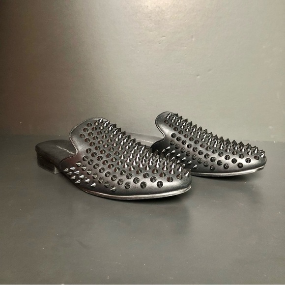 Saks Fifth Avenue Rudy Black Studded Leather Mules Men’s 7 Women’s 8.5 Punk Edgy - Picture 2 of 11